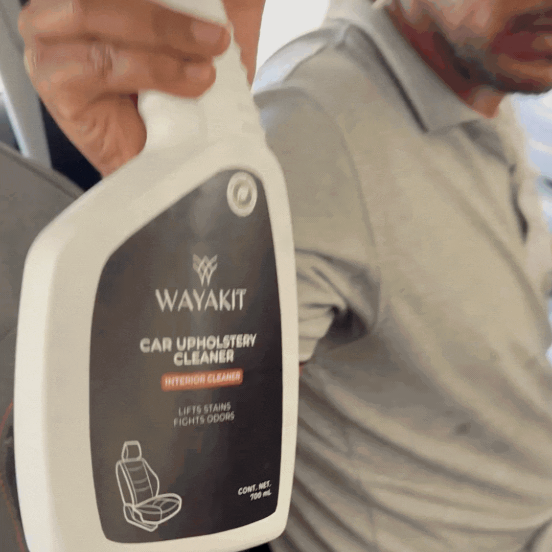 gif car upholstery cleaner 700 mL.gif